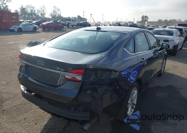 3FA6P0LU6JR211621: 43508201