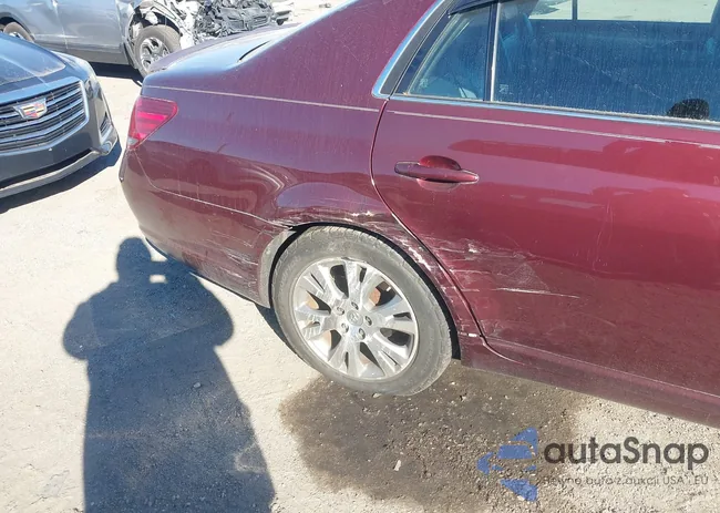 4T1BK36B38U292983: 43508238