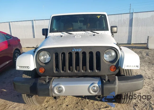 1C4HJWEG2CL206447: 43509661