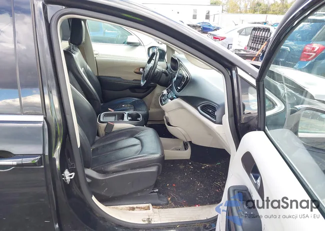 2C4RC1BG1HR730306: 43509716