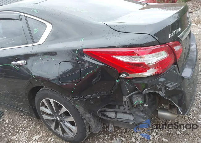 1N4AL3AP1HC252882: 43509804