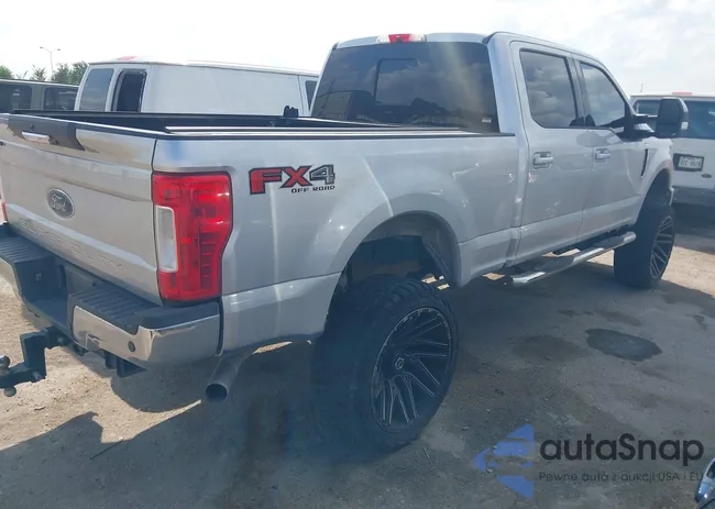 1FT7W2B64JEB50305: 43509163