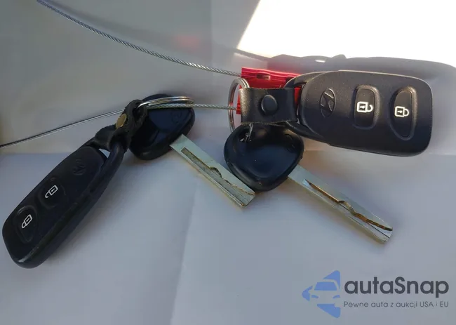 KMHCT4AE2GU953653: 43509318