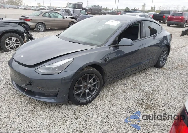 5YJ3E1EB1NF194058: 43509372