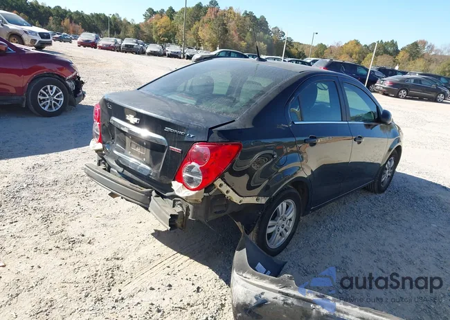 1G1JC5SB4E4205465: 43510452