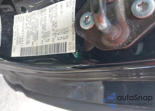 1N6AD0CW3GN724431: 43510631