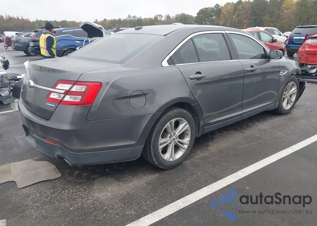 1FAHP2D80HG122215: 43510657