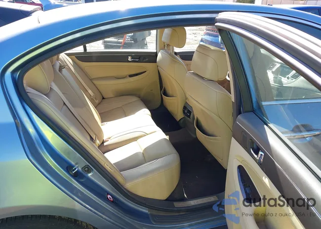 KMHGC4DE1AU084628: 43510805