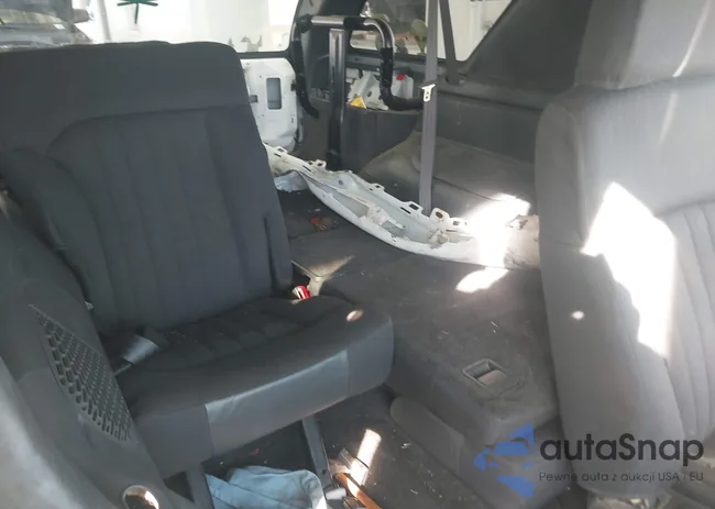 1GNCS18X63K137572: 43511000