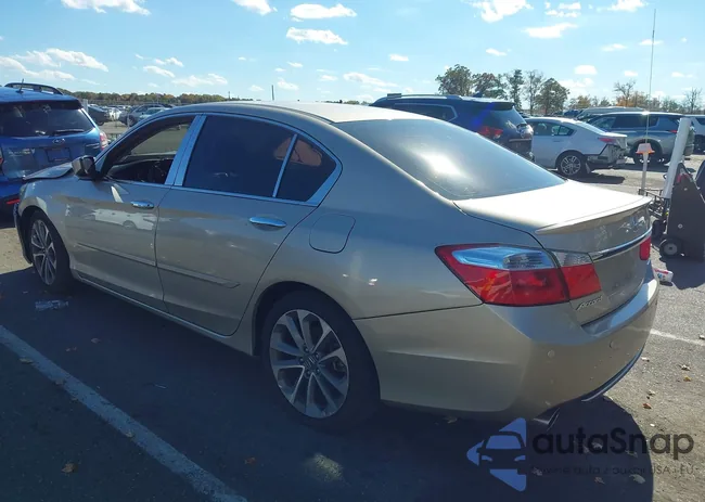 1HGCR2F5XDA233449: 43511646