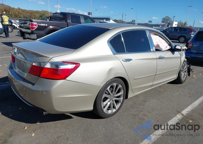 1HGCR2F5XDA233449: 43511646