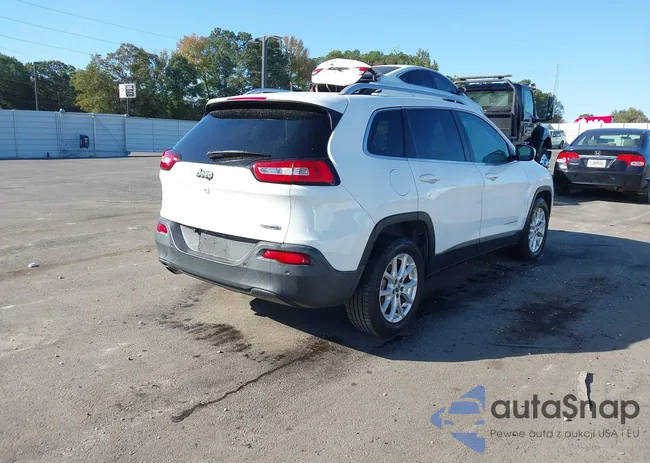 1C4PJLCB8FW632065: 43511684