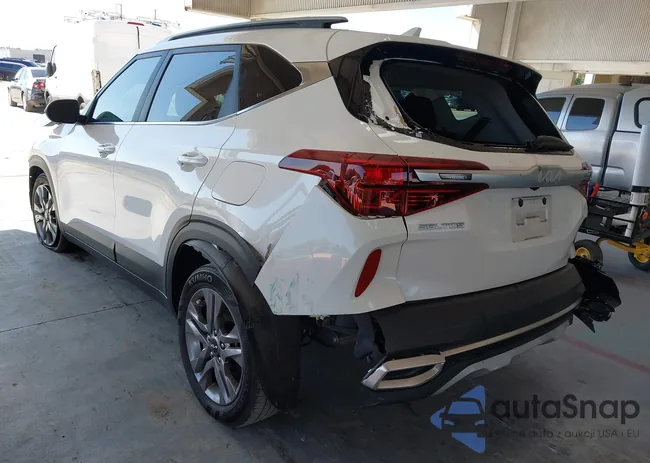 KNDEU2AA4P7360757: 43511742