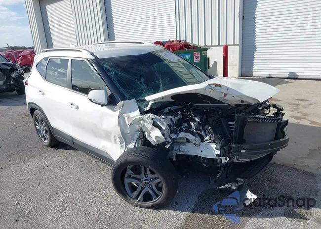 KNDEU2AA4P7360757: 43511742