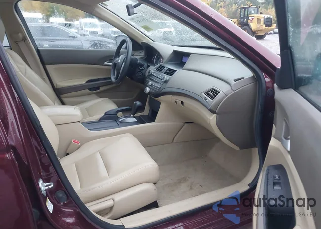 1HGCP2F3XAA184639: 43511812