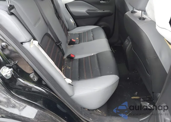 3N1CP5DV4RL493096: 43511053