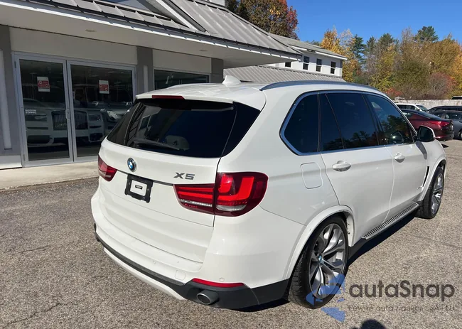 5UXKR0C58H0U52844: 43511258