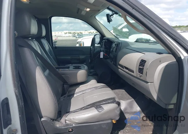 1GCEC19X58Z277902: 43512655