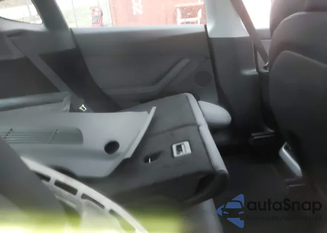 7SAYGDEE9RA275956: 43512817