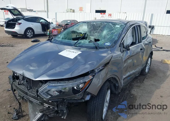 JN1BJ1CV9LW547209: 43512832