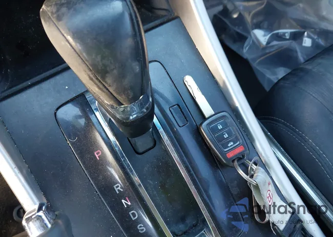 1HGCR2F54FA011007: 43512951