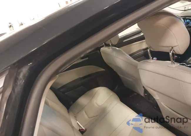 3FA6P0SU2ER379635: 43513012