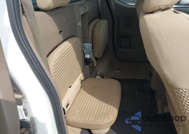 1N6AD0CU0GN757613: 43512077