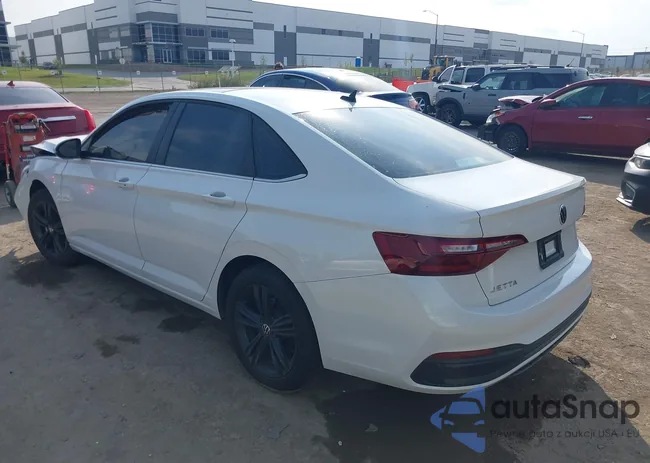 3VW7M7BU2RM011942: 43513428