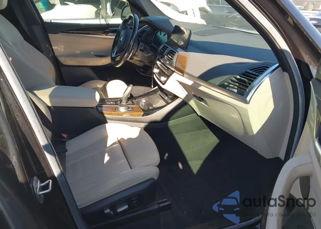 5UXTR7C57KLR48821: 43513722