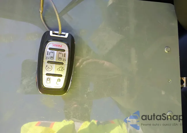 2C4RC1BG2SR561338: 43513974