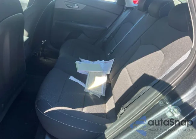 3KPF24AD0ME337617: 43513988