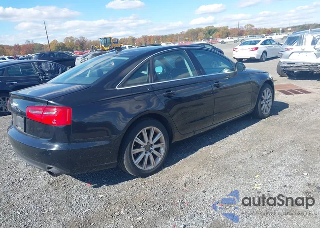 WAUGFAFC4DN104727: 43513157