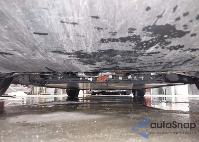 5YJ3E1EB2JF090155: 43514484