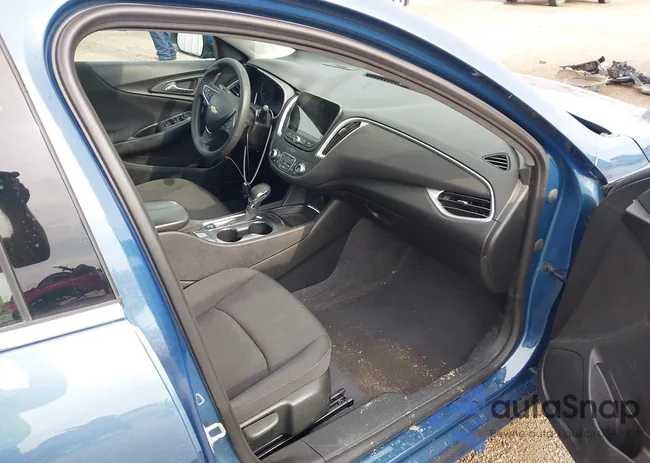 1G1ZD5ST5RF160183: 43514657