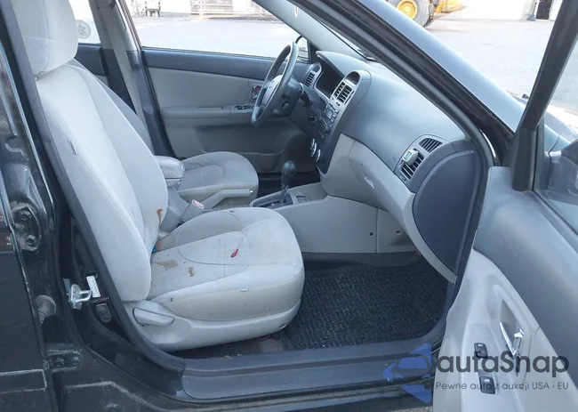 KNAFE222495652011: 43514908