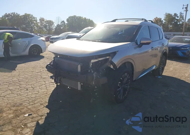 JN8BT3DC1SW100201: 43514247