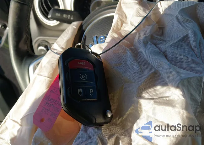 1C4HJXEG2JW247016: 43514368