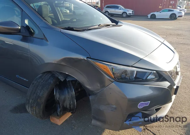 1N4AZ1CP0KC313114: 43515624