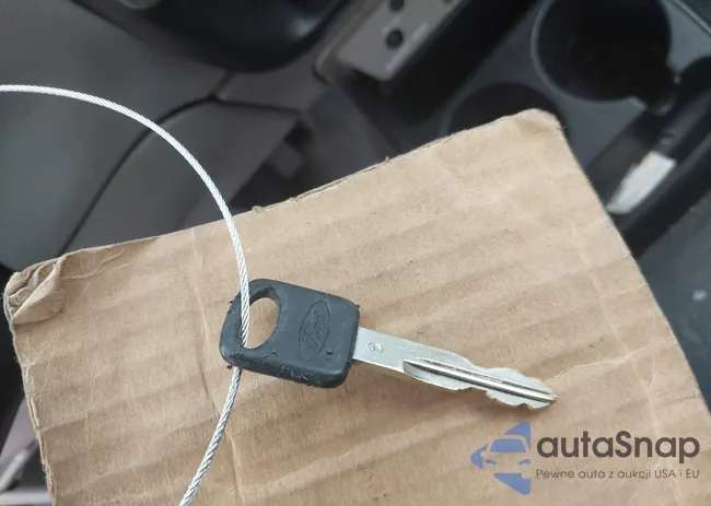 1FTYR10C3YPC02598: 43515744