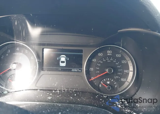 3KPF24AD1PE647960: 43515917