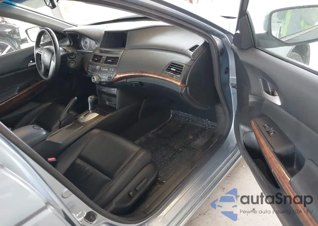 1HGCP3F87CA014632: 43516012