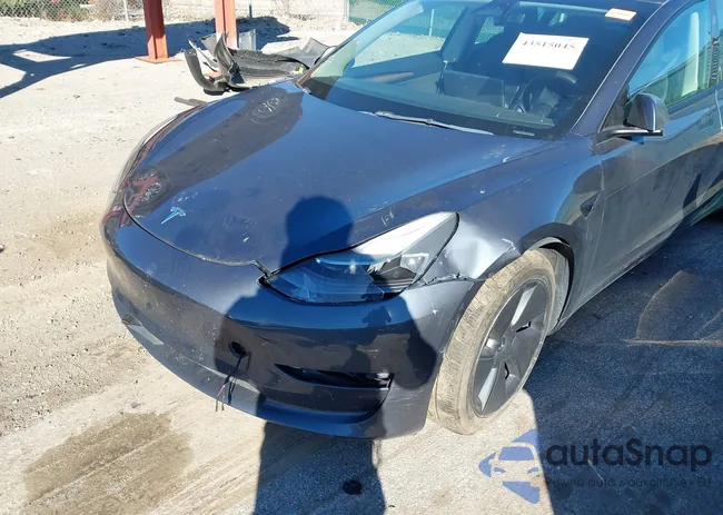 5YJ3E1EB6NF237261: 43515045