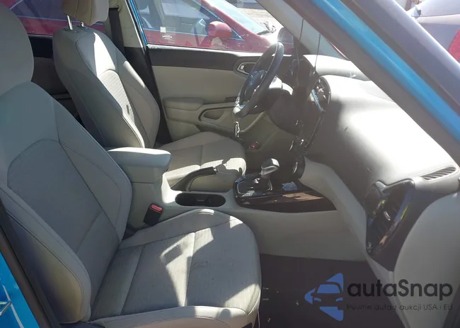 KNDJ33AU5P7195707: 43515208