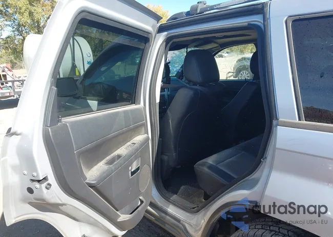 1J8GR48K69C526431: 43515249