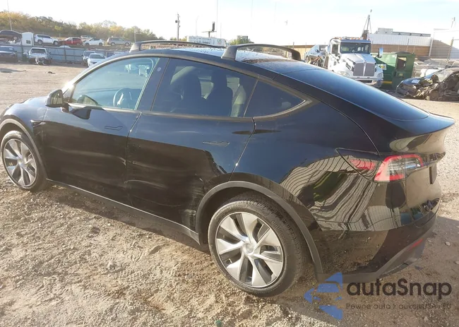 5YJYGDEE6MF079322: 43515349