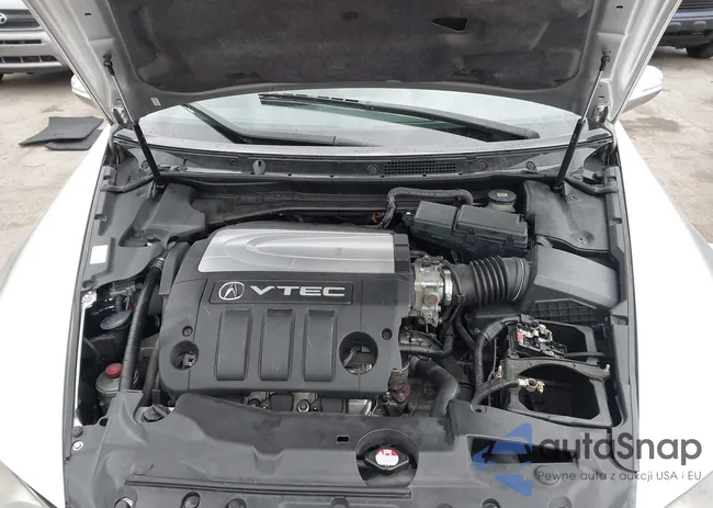 JH4KB16565C008121: 43516624