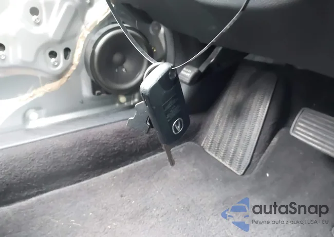 JH4KB16565C008121: 43516624