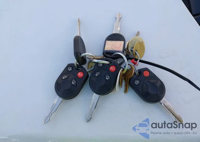 1FMCU5K34CKA30242: 43516756