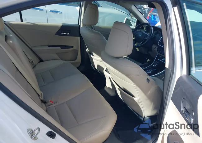 1HGCR3F83HA014273: 43516874