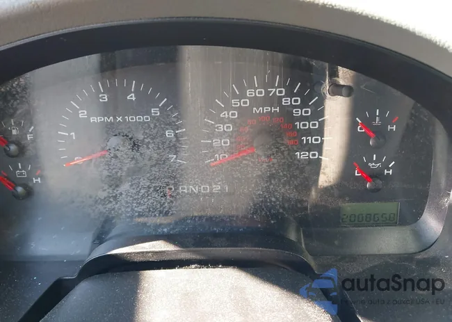 1FTRF12W68KD01837: 43516989